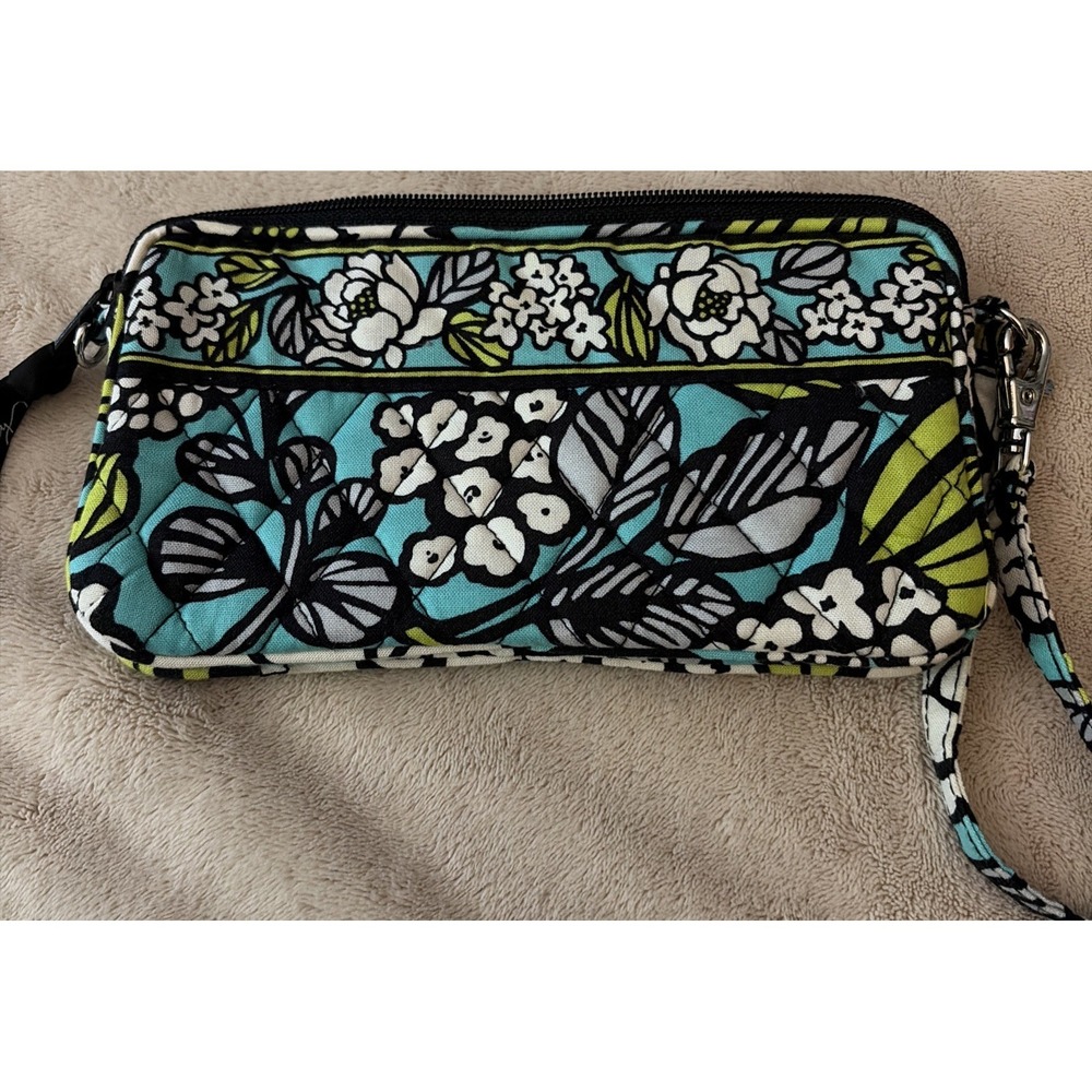 Vera Bradley Island Bloom Accordian Wristlet Wallet Floral Leaves